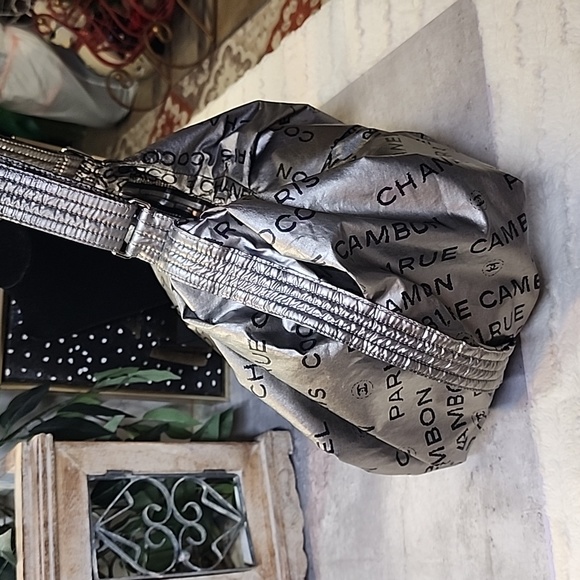 TRADE Chanel Hobo style handbag - Picture 4 of 16